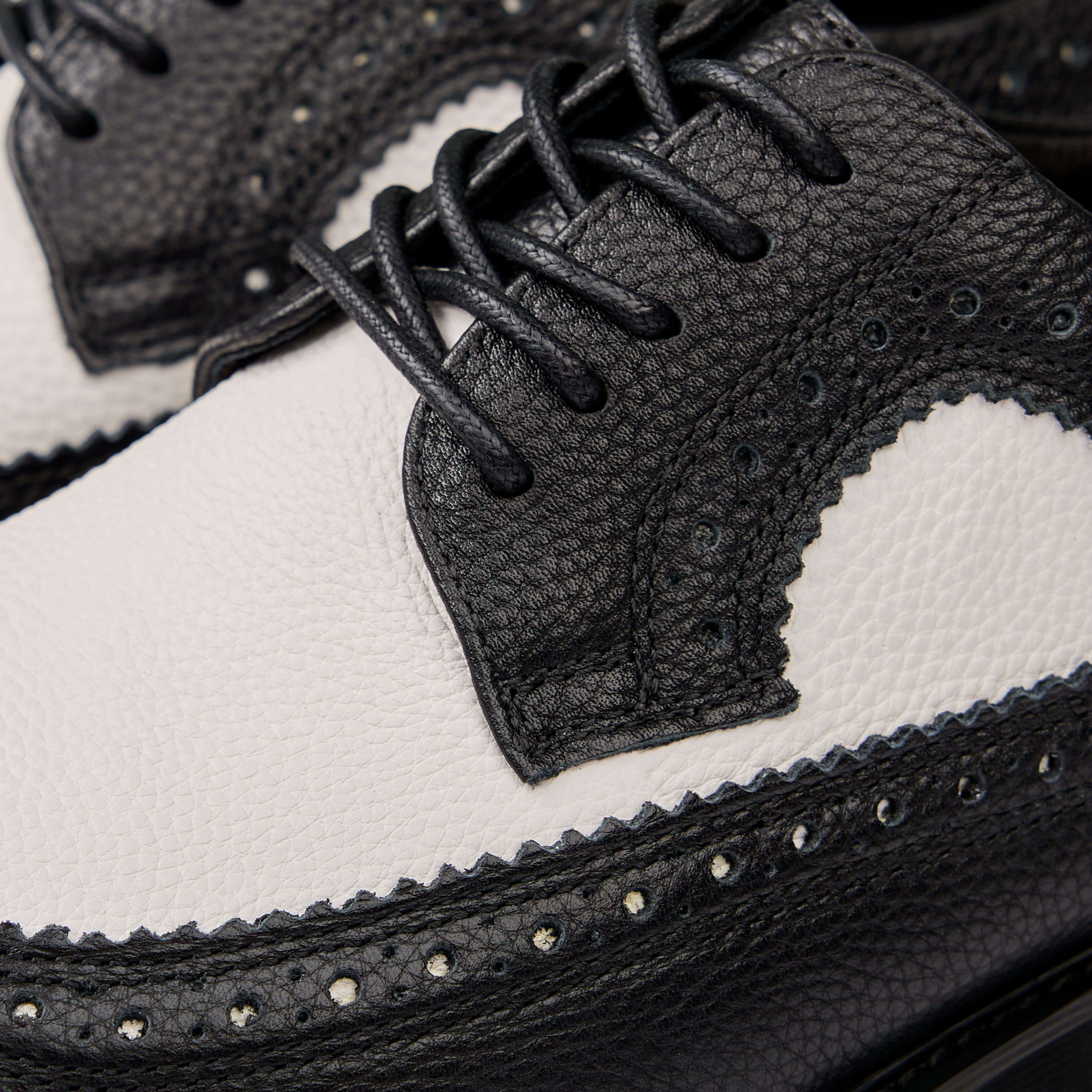 Alexander Black/White Leather Longwing Sneakers - Image 3