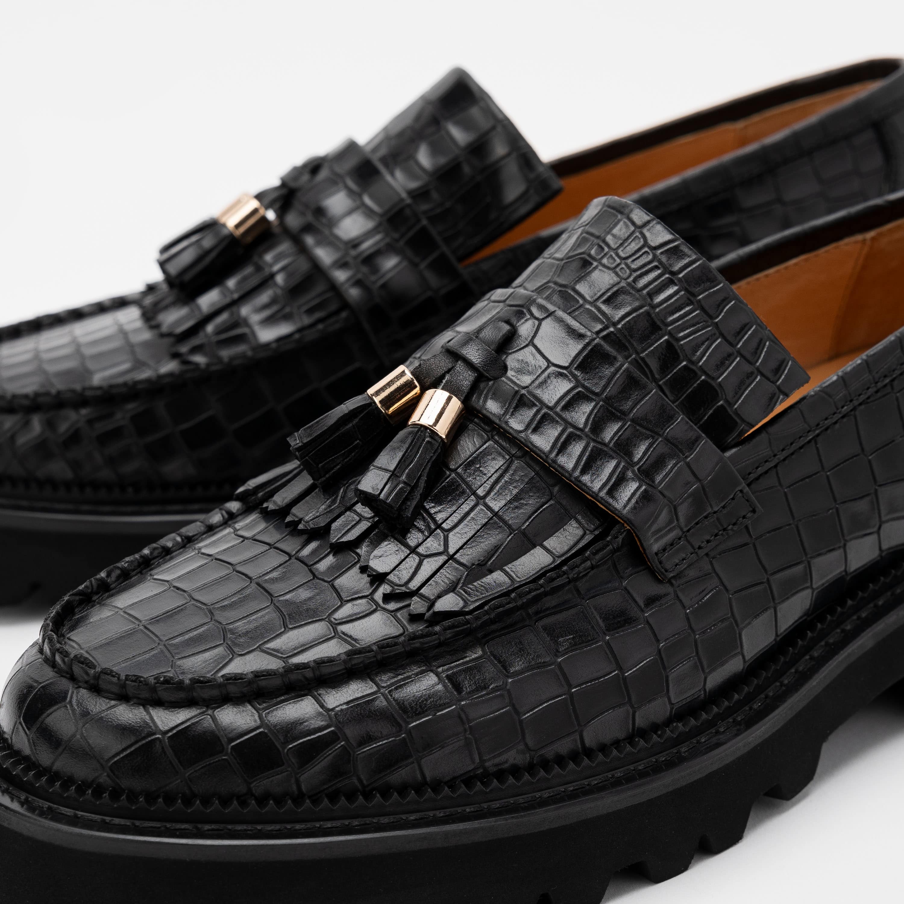 Journey Black Croc Leather Lug Tassel Loafer - Image 3